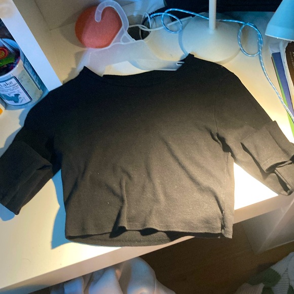 OG Babe Cropped Long Sleeve Black Top - Picture 2 of 4